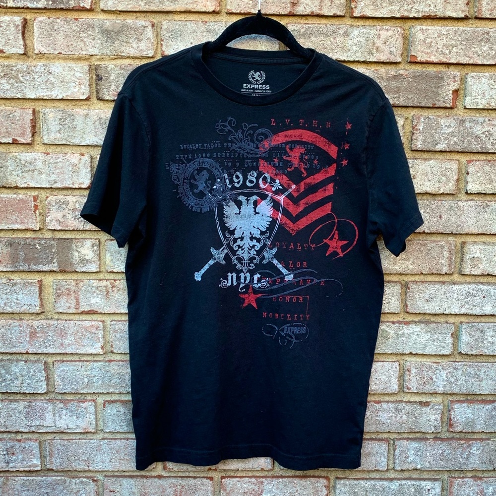 Express Graphic Tee